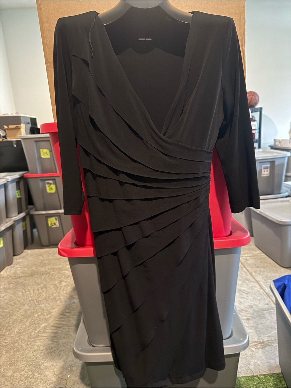 Classic Black V-Neck Draped Women's Dress mp66